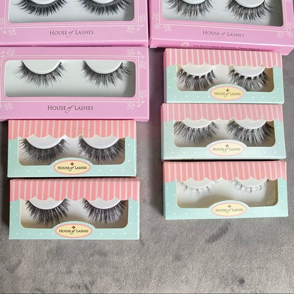 Sold π Beauty Lashes Set of 10 Plus Free Case - Picture 7 of 10